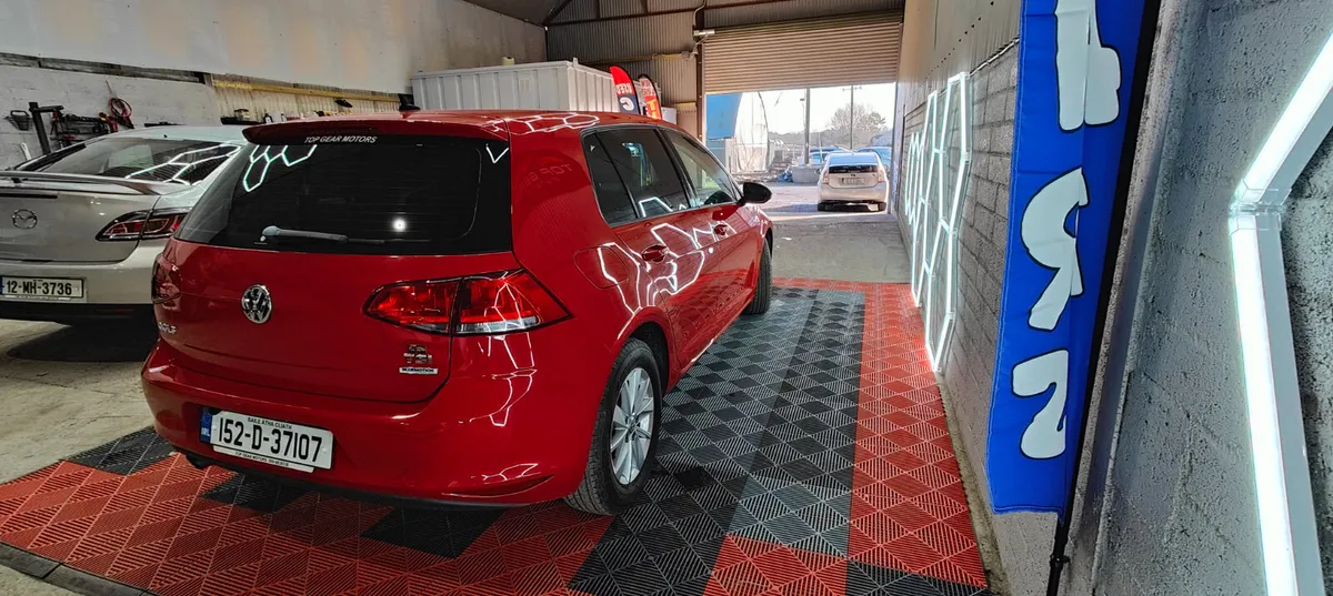 152 VW Golf 1.2 TSA Automatic  ( Showroom Conditio - Image 4