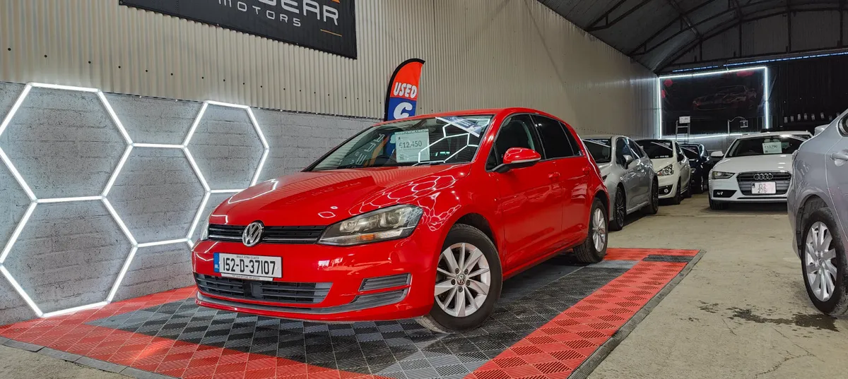 152 VW Golf 1.2 TSA Automatic  ( Showroom Conditio - Image 3