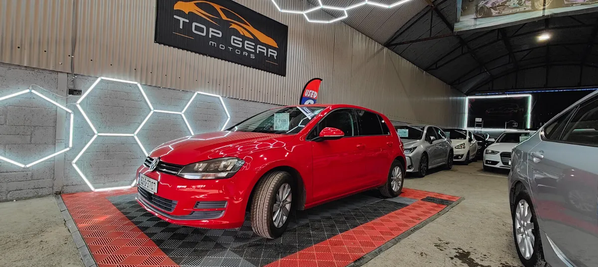 152 VW Golf 1.2 TSA Automatic  ( Showroom Conditio - Image 1