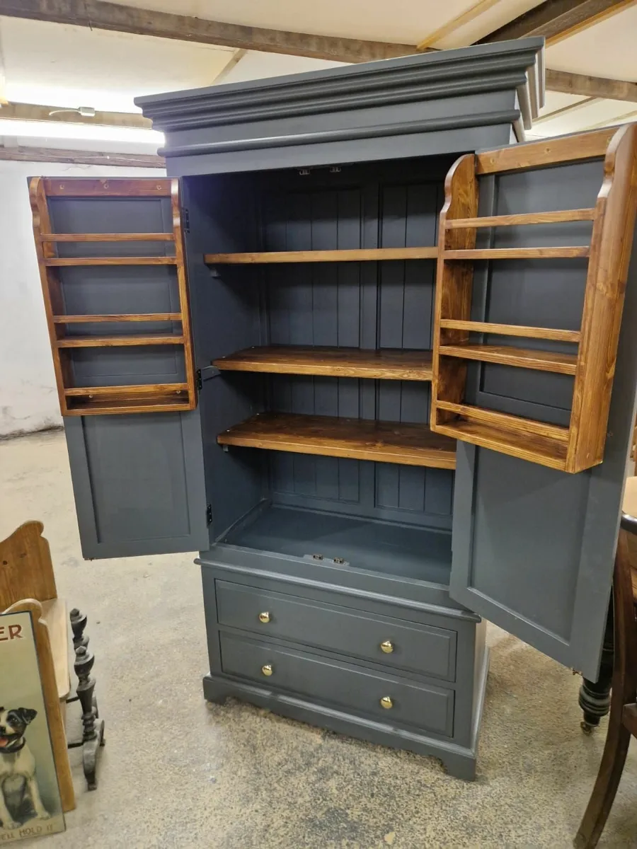 Large vintage pine kitchen larder - Image 1