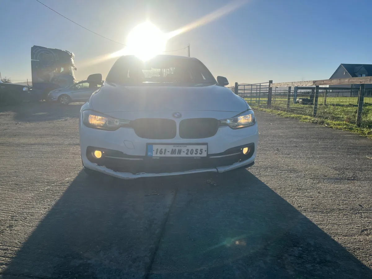 BMW 3-Series 2016 - Image 2
