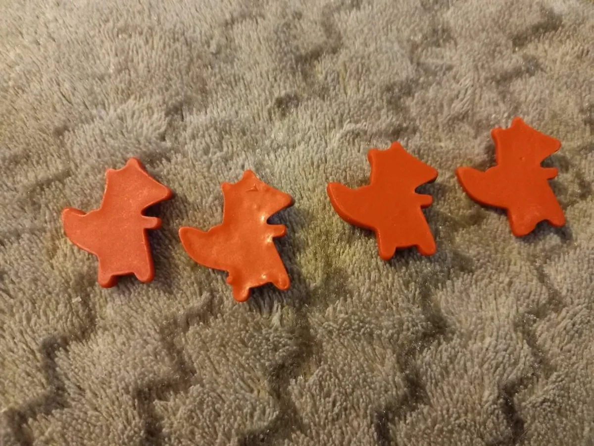 Dancing fox buttons Set of 4 - Image 2