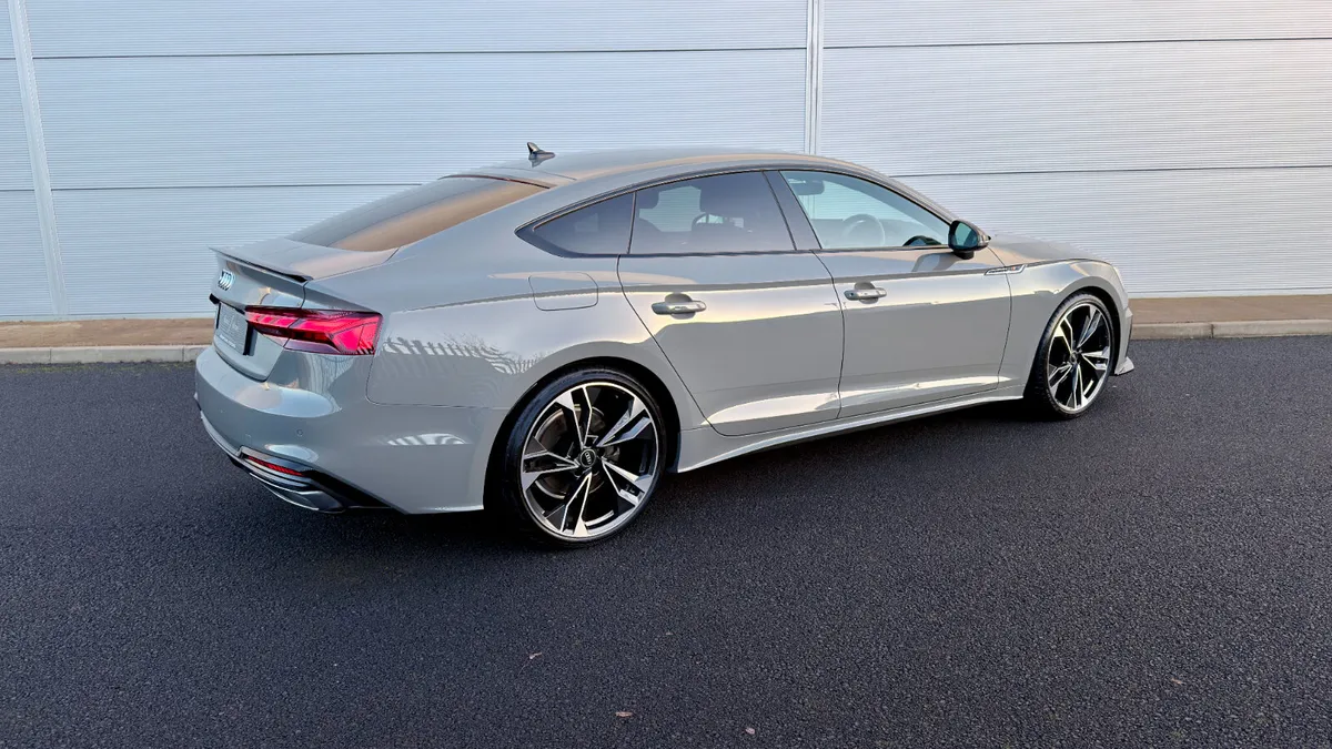 Audi A5 S-Line Black Edition - Image 4