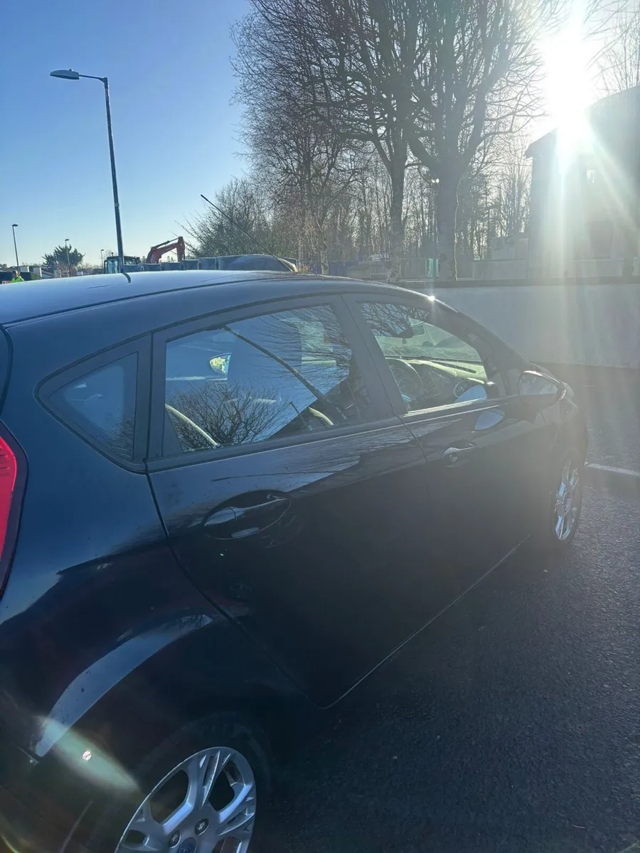 Ford Fiesta - Image 3