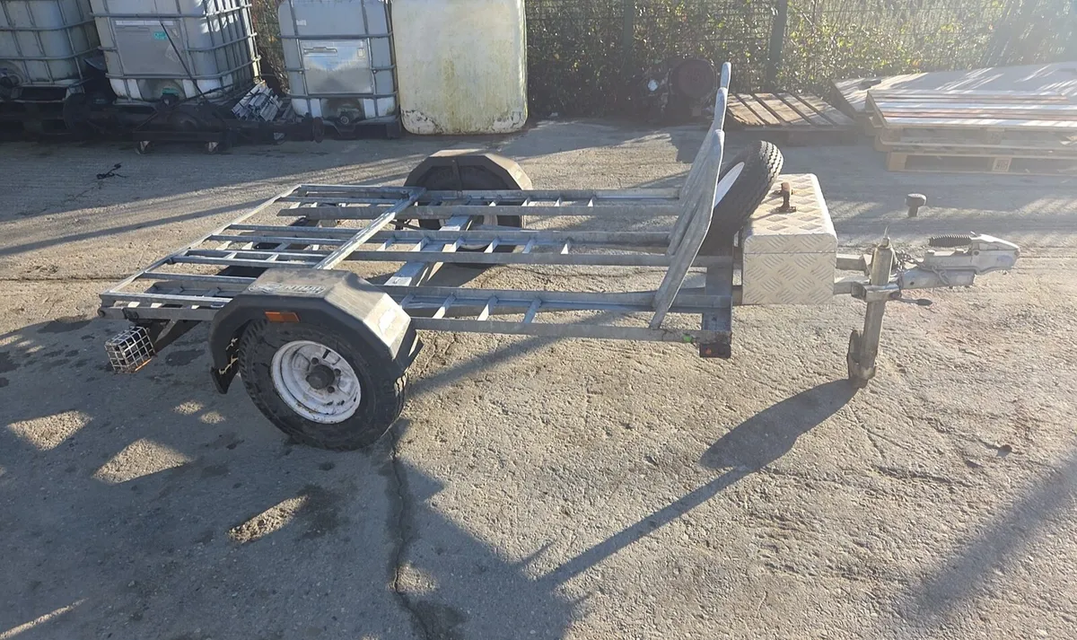 3x Bike trailer - Image 1