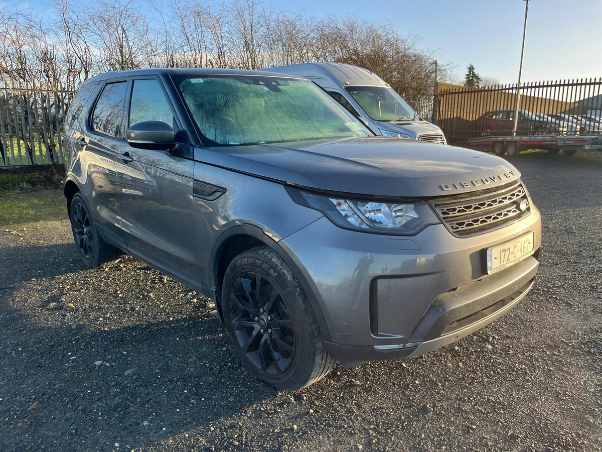2017 Land Rover Discovery - Image 1