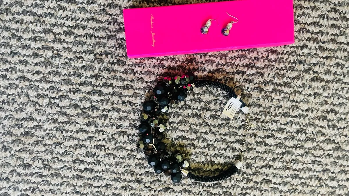 New necklace - Image 1