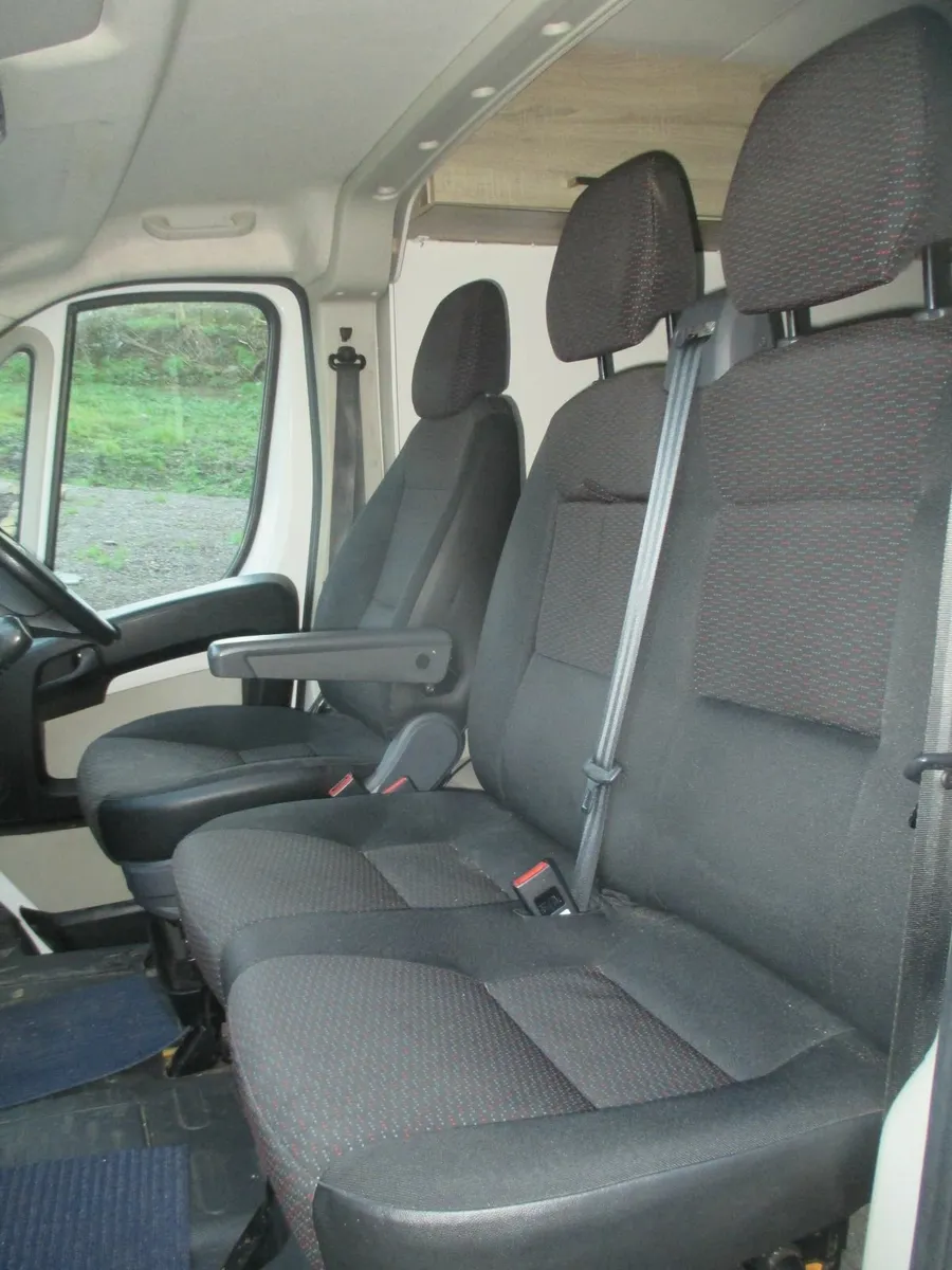 Front seats Peugeot Boxer, Ducato, Relay - Image 2