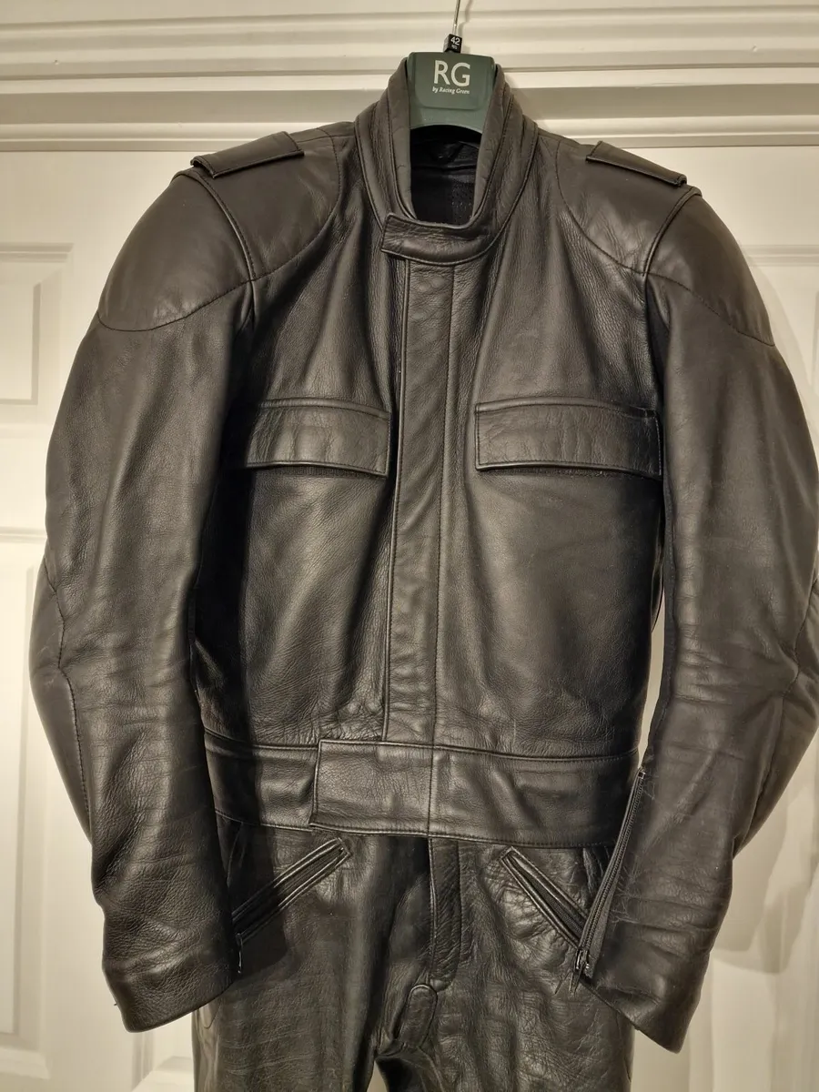 Motorcycle Leathers - Image 4