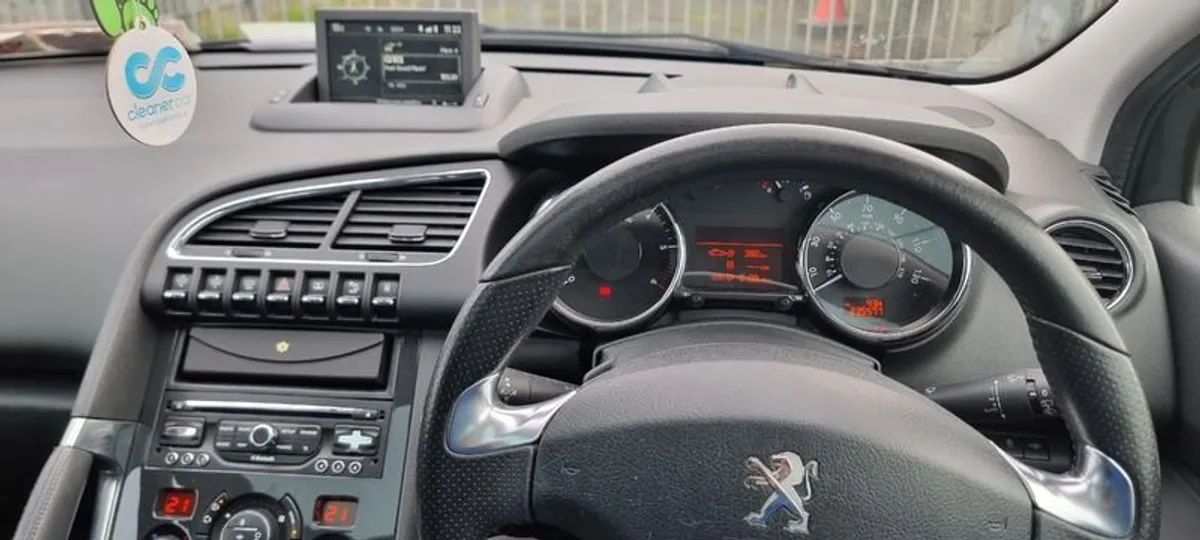 2016 Peugeot 3008 Allure - Image 3