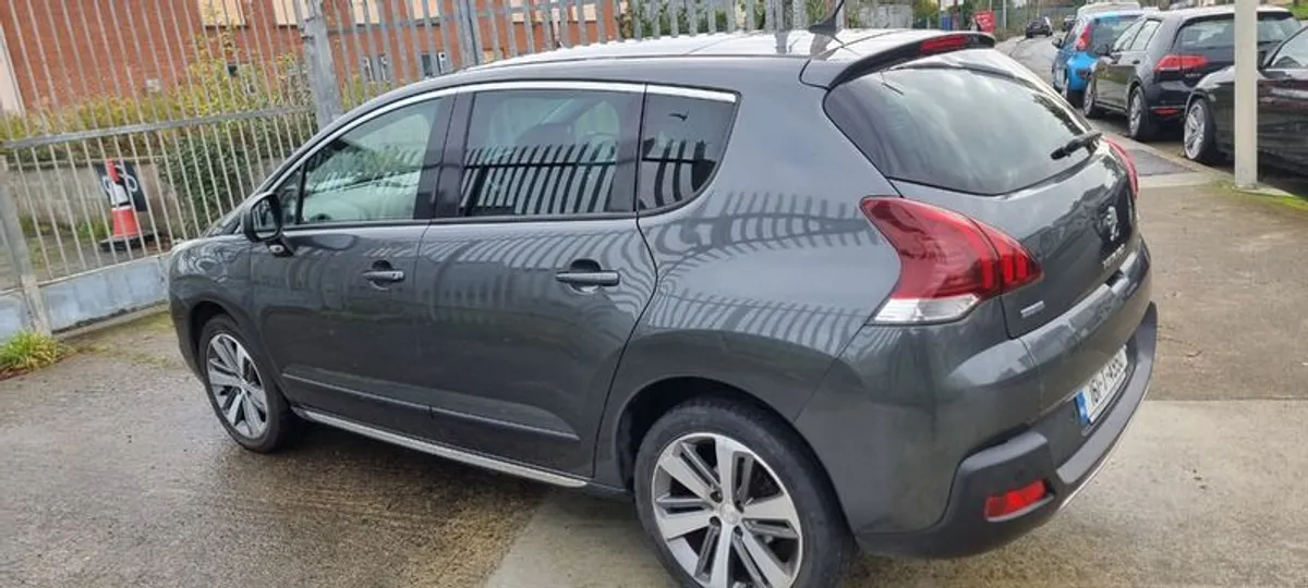 2016 Peugeot 3008 Allure - Image 4