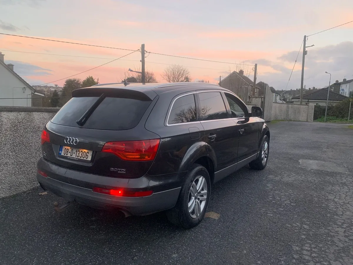 Audi Q7 jeep - Image 2