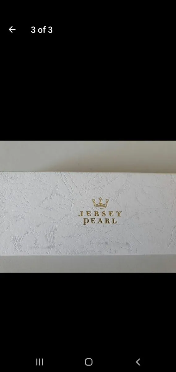 Jersey pearl floating necklace - Image 3