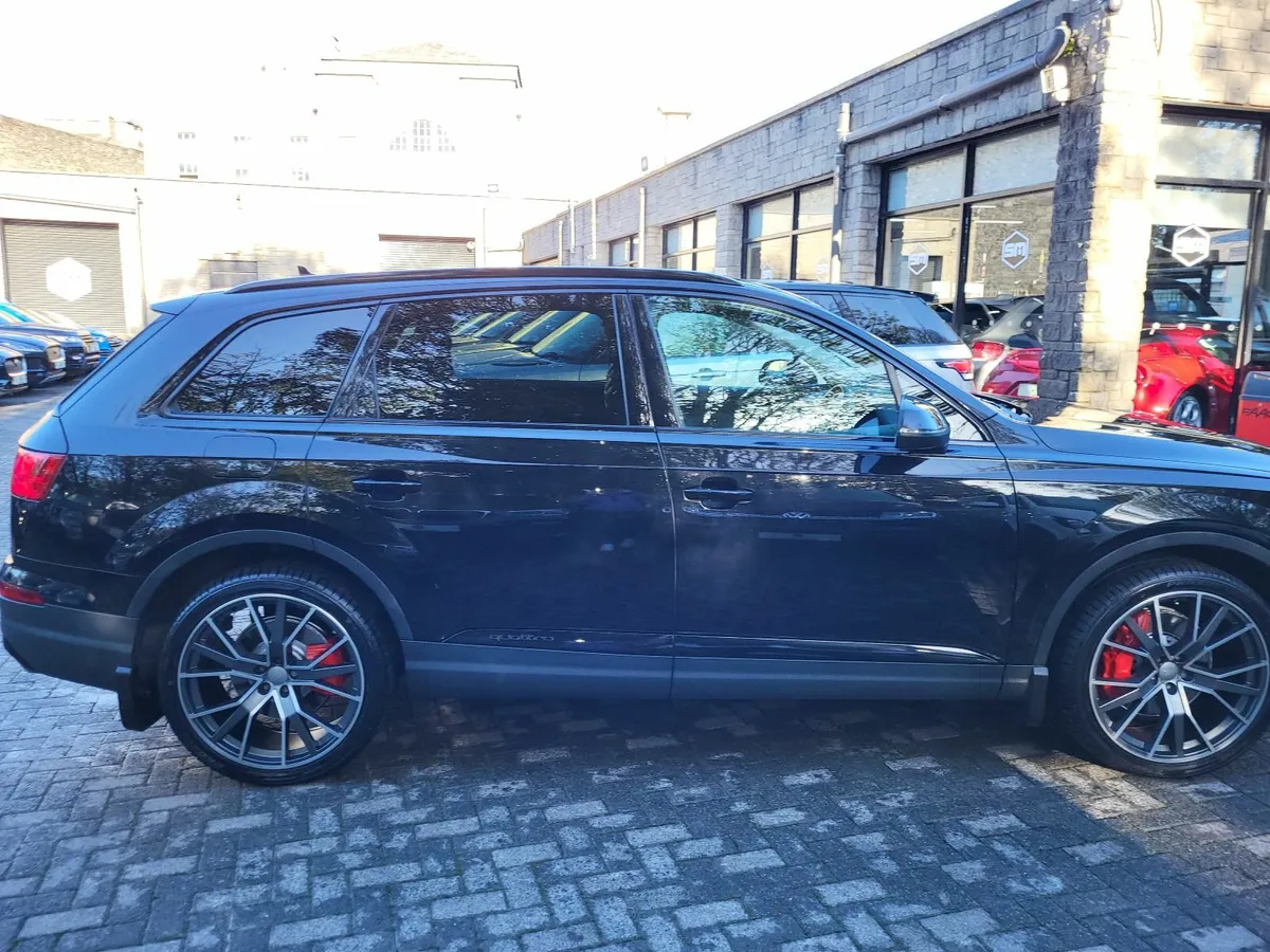 Audi Q7 2017 - Image 2