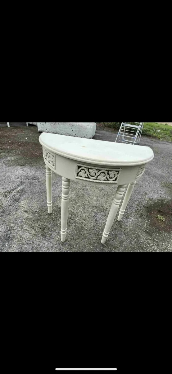 Hall table / moon side table - Image 3