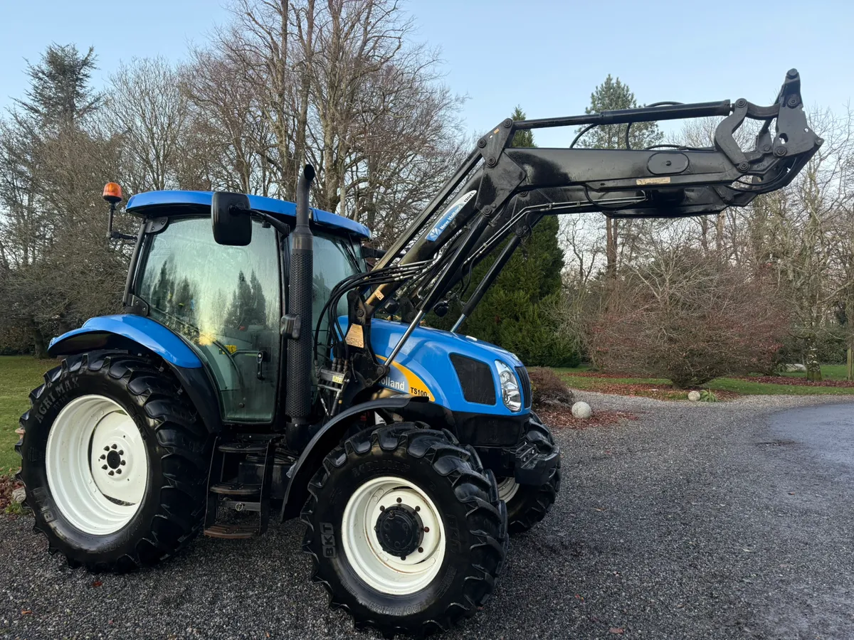 2004 New Holland TS100a 5600 hours MINT €36950 - Image 1