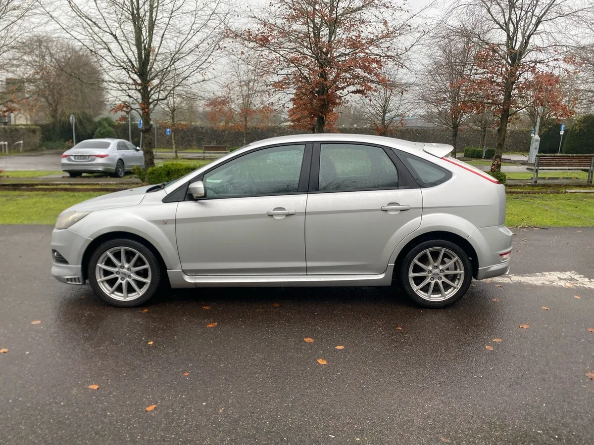 Stunning 2010 Ford Focus 1.6tdci ST line - Image 4