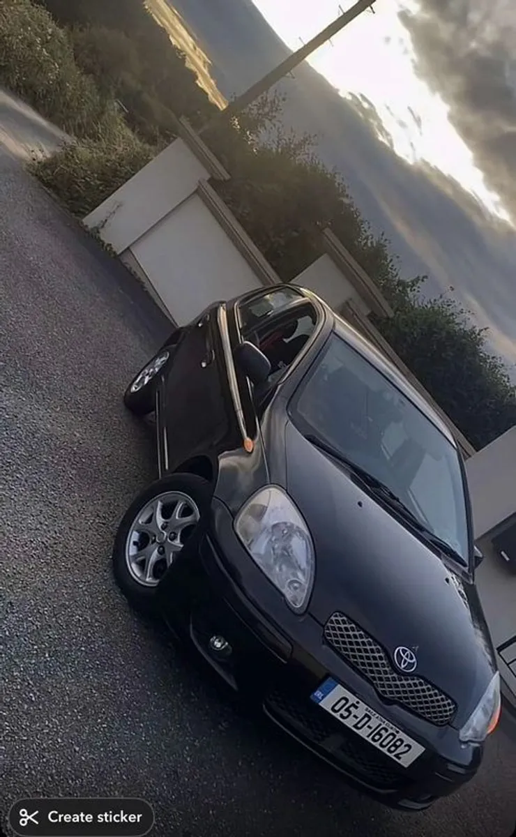 2005 Toyota Yaris - Image 3