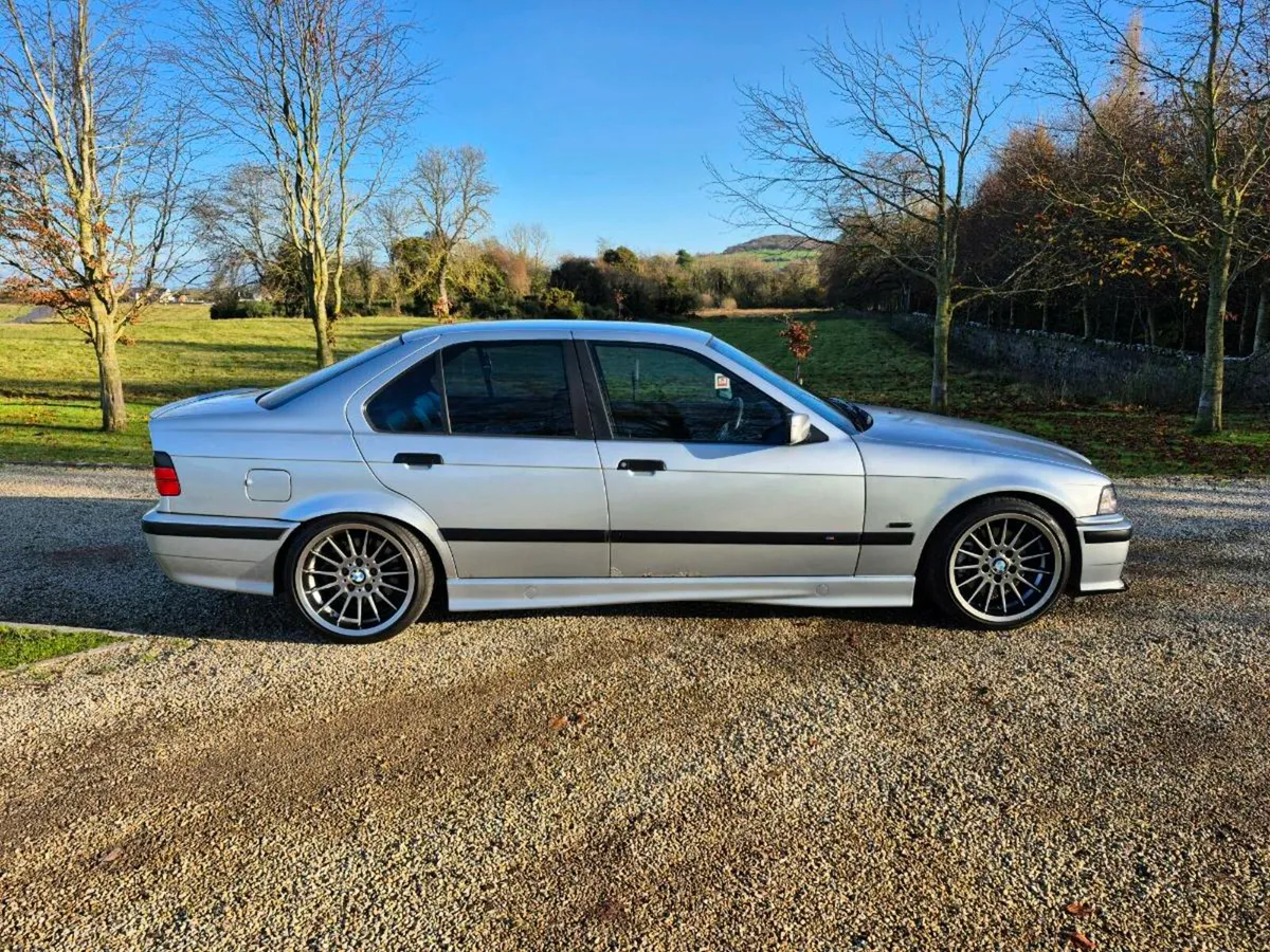 Bmw 3 series e36 - Image 2