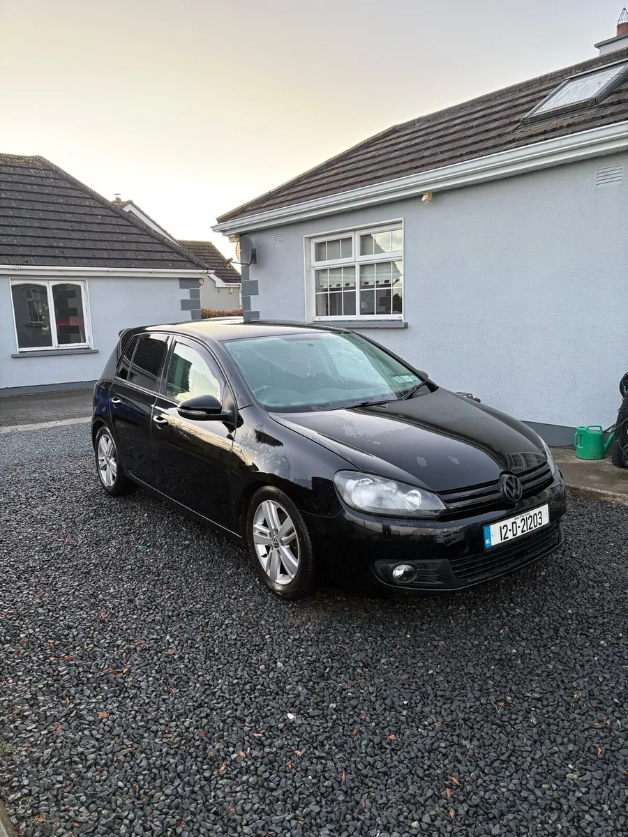2012 VW GOLF - Image 1