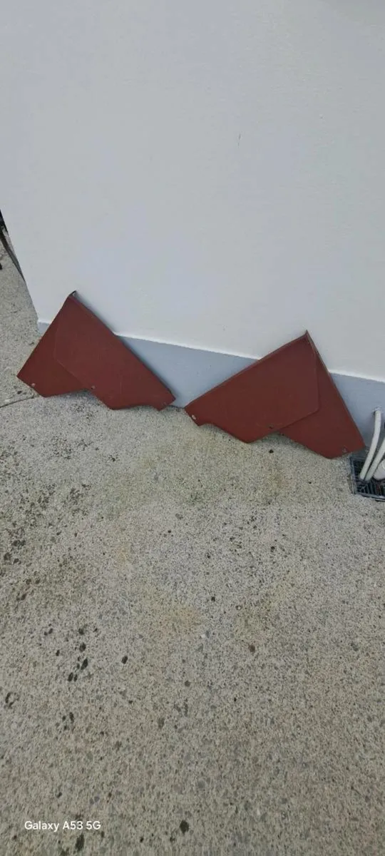 2 new mudguards fit Massey  35 or fergy  20 - Image 4