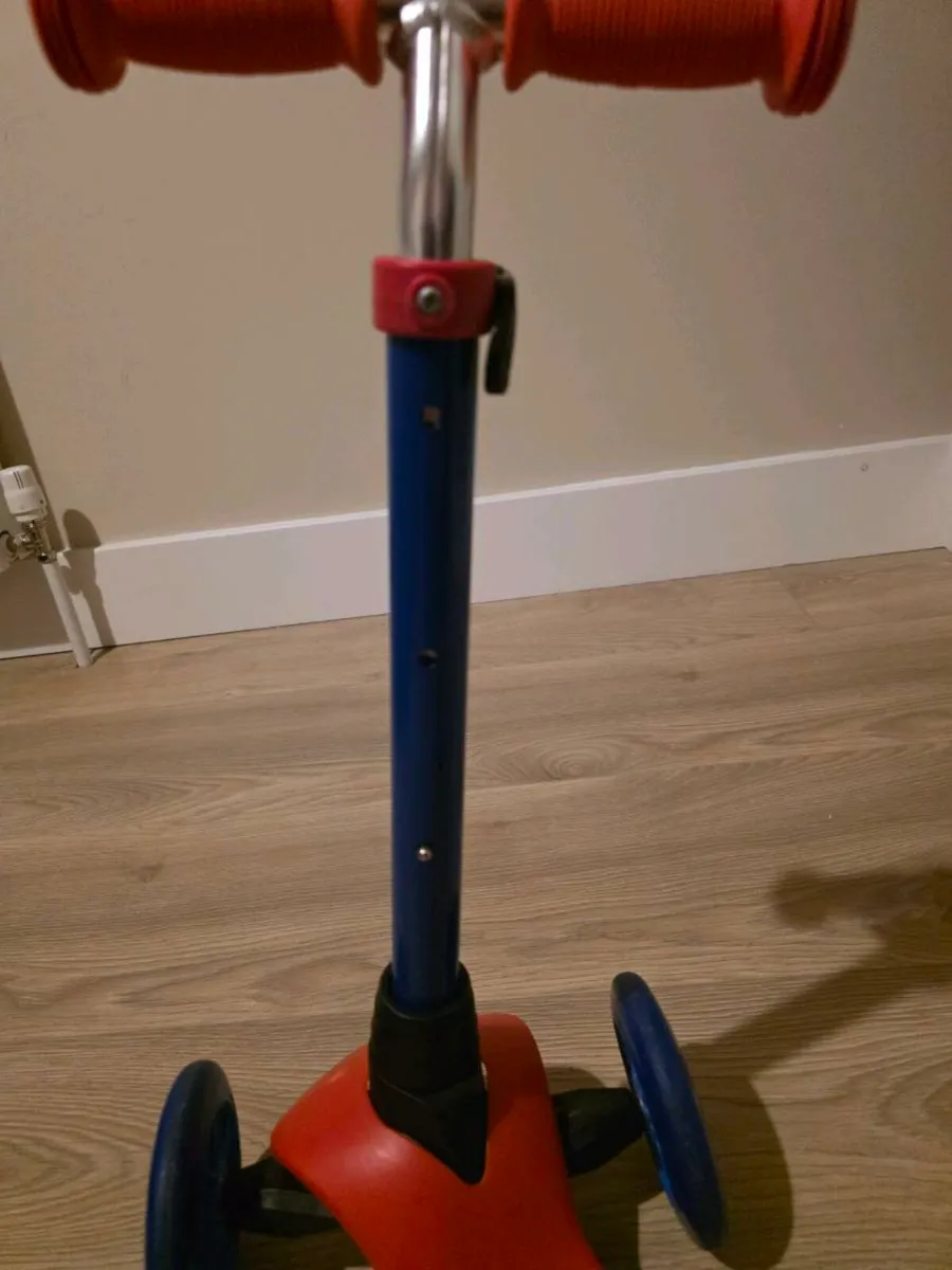 Scooter - Image 2