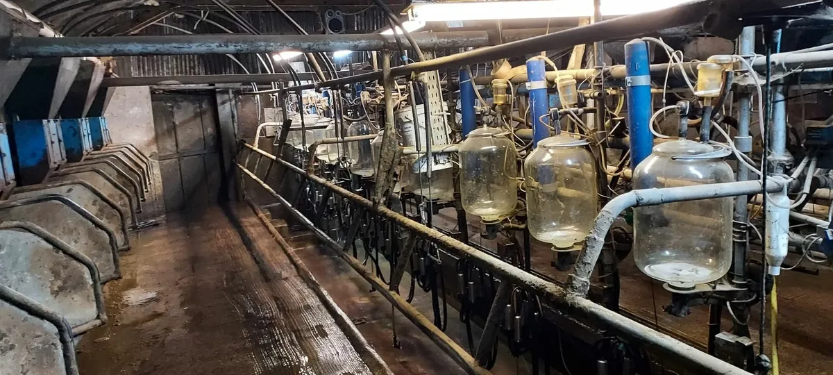 Milking machine - Image 3