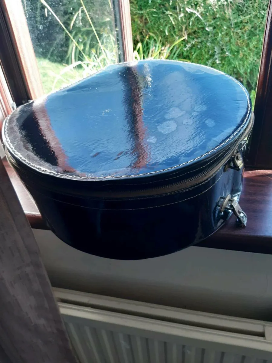 Vintage Hat Box - Image 1