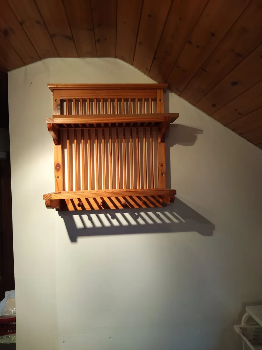Wall Mountable plate rack holder - Image 1