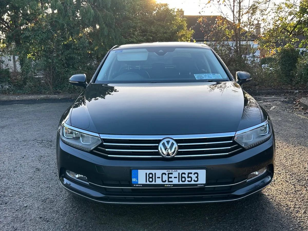 Volkswagen Passat 2018: Highline, Mint Condition - Image 3