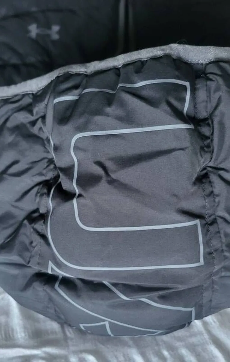 Black Under Armour Pronto Puffer Jacket - Image 4