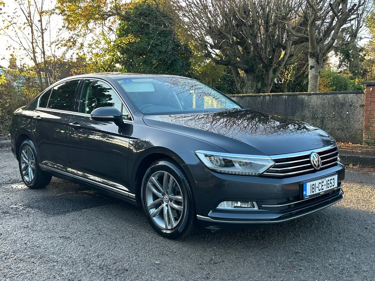 Volkswagen Passat 2018: Highline, Mint Condition - Image 1