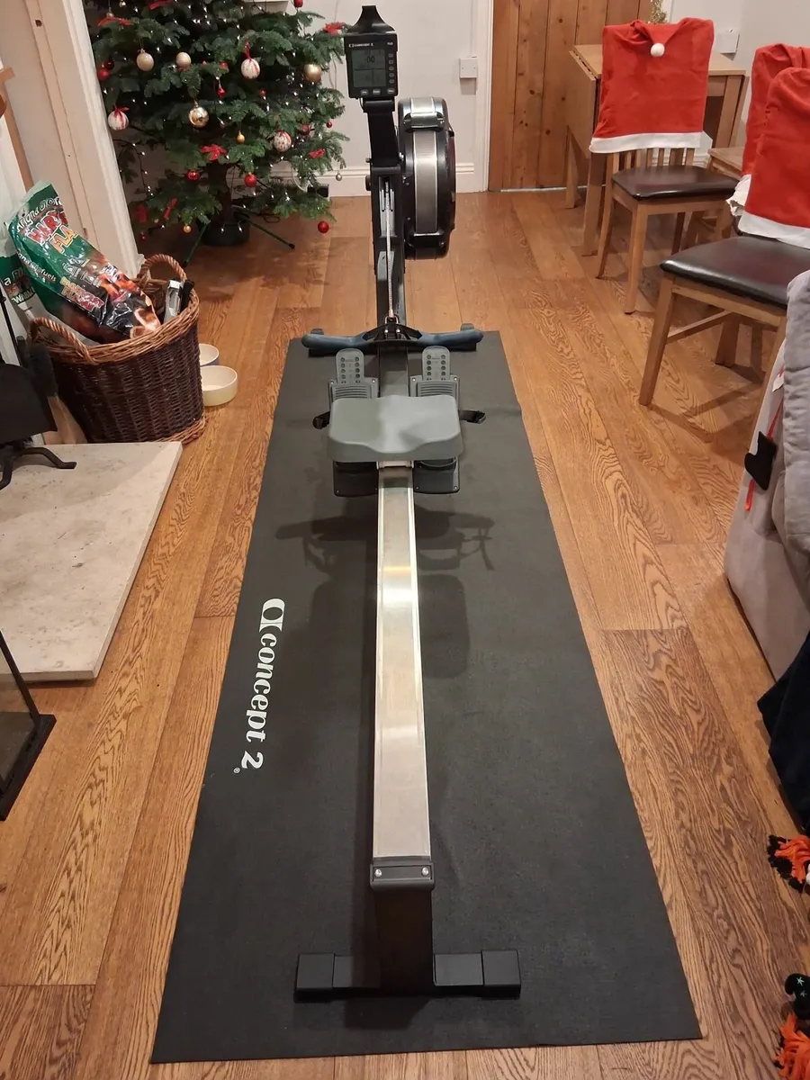 Concept 2 Rower, PM5, Mat and Cover €1,000 - Image 1