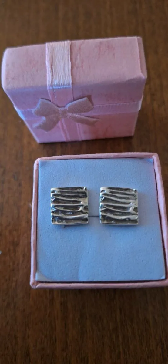 Sterling Silver Earrings Etch - Image 1