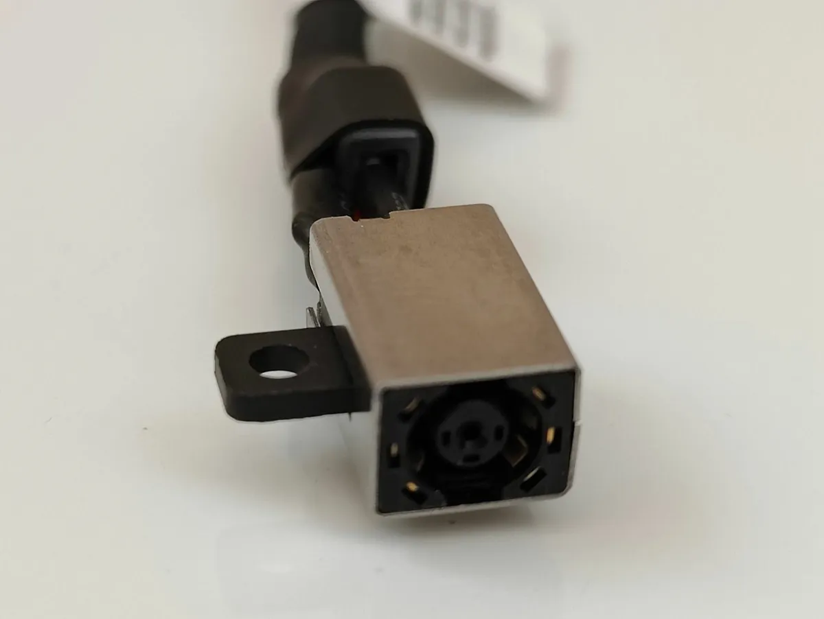 Dell Xps 15 9550 9560 Dc Jack / Charging Port - Image 4