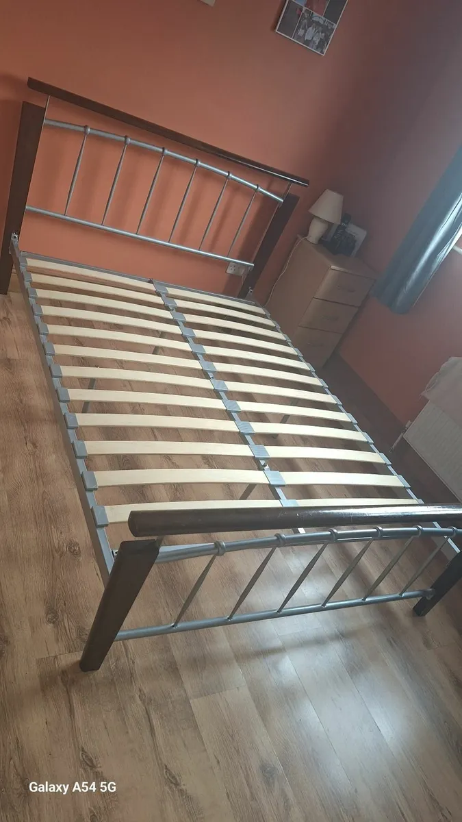bed frame - Image 1