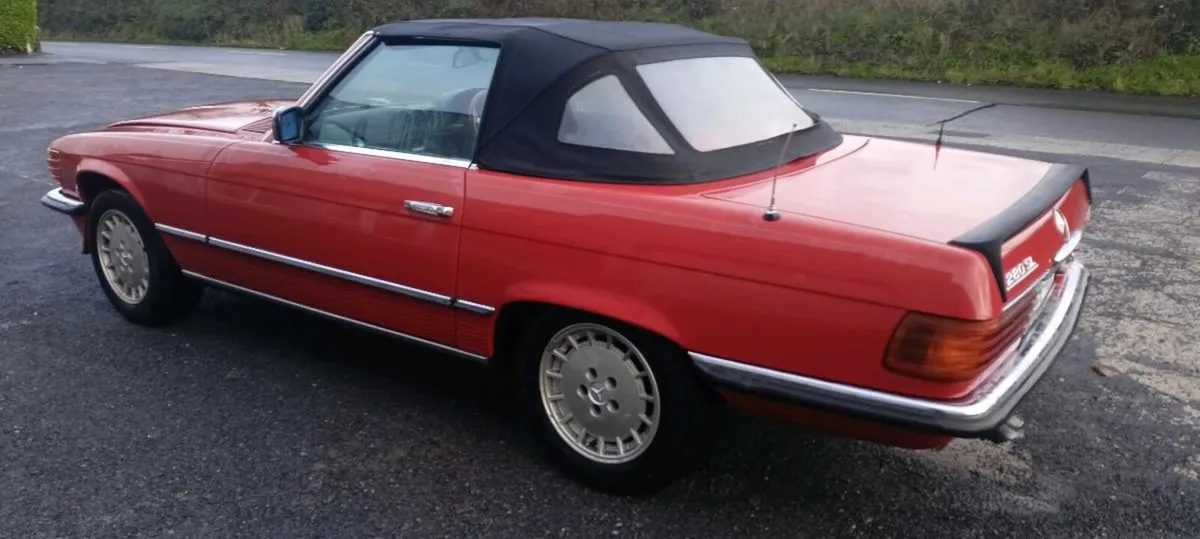 Mercedes 280 SL CABRIOLET - Image 4