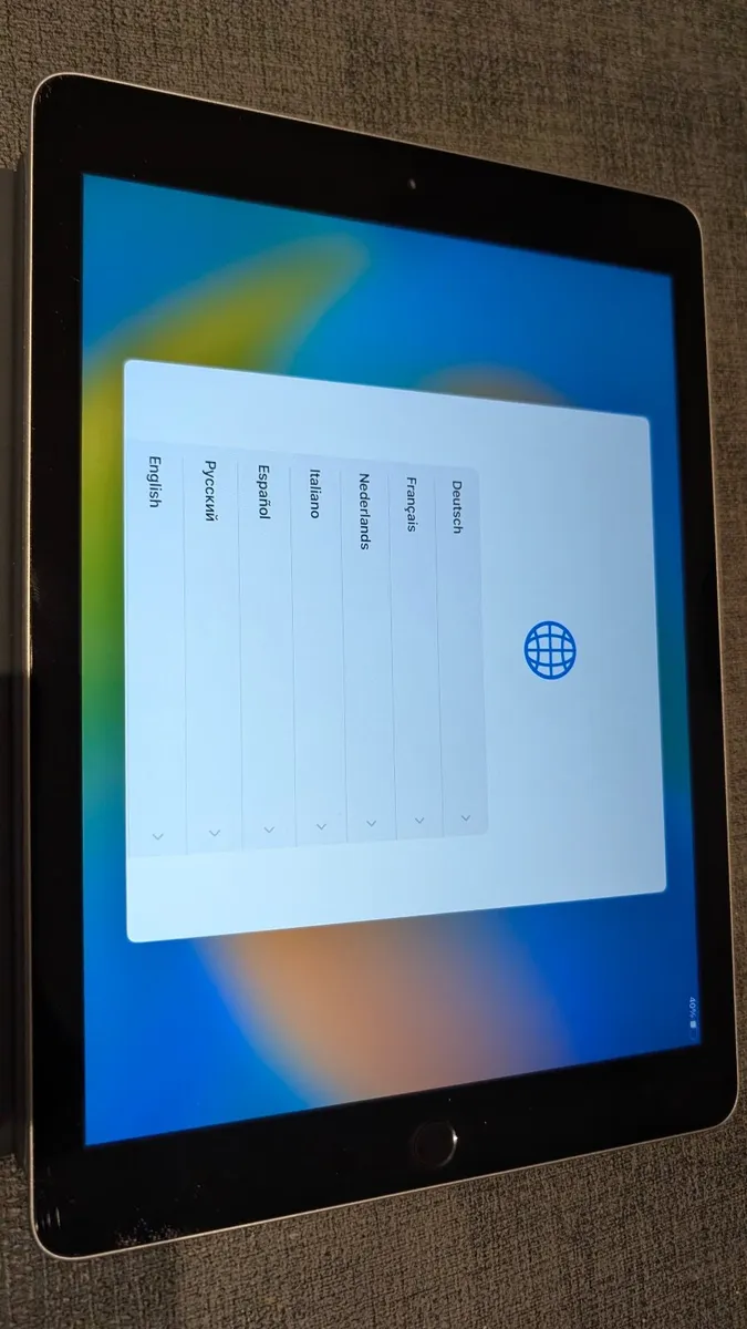 iPad 5th Generation - Image 2