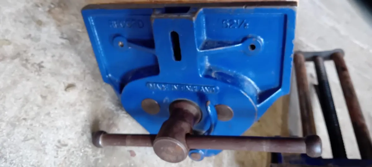 9 inch record vices - Image 1