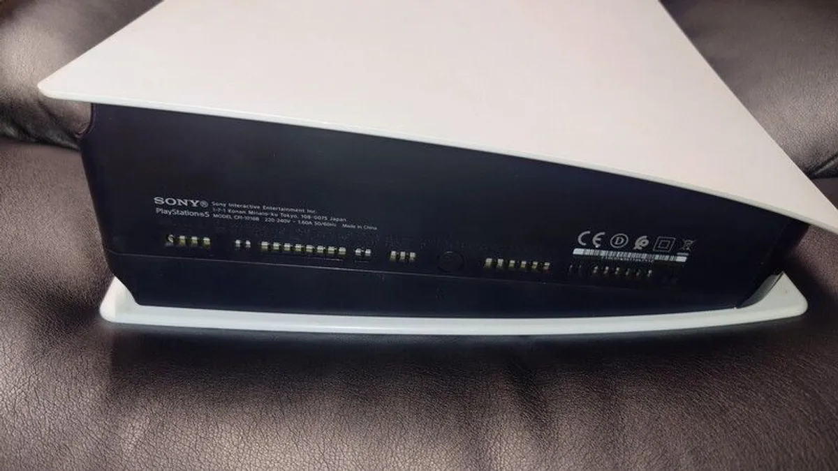 PS5 Digital Edition (read full description) - Image 4