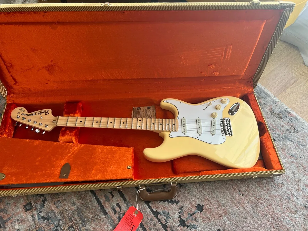Fender Yngwie Malmsteen Stratocaster - Image 1