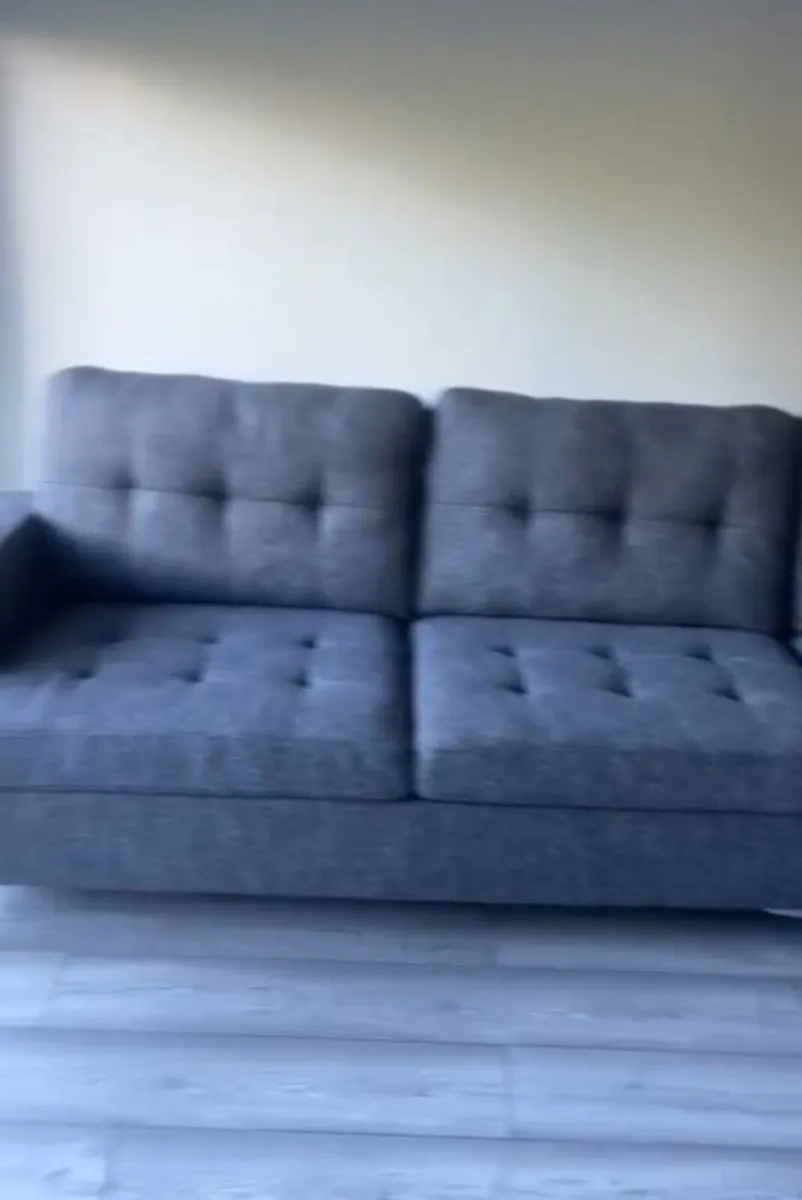 L shaped sofa - Image 3