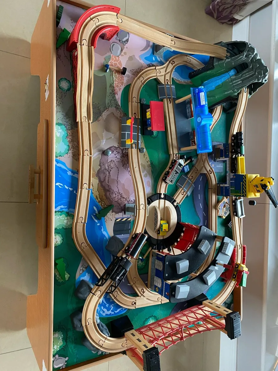 Wooden Train Table dolls house - Image 2