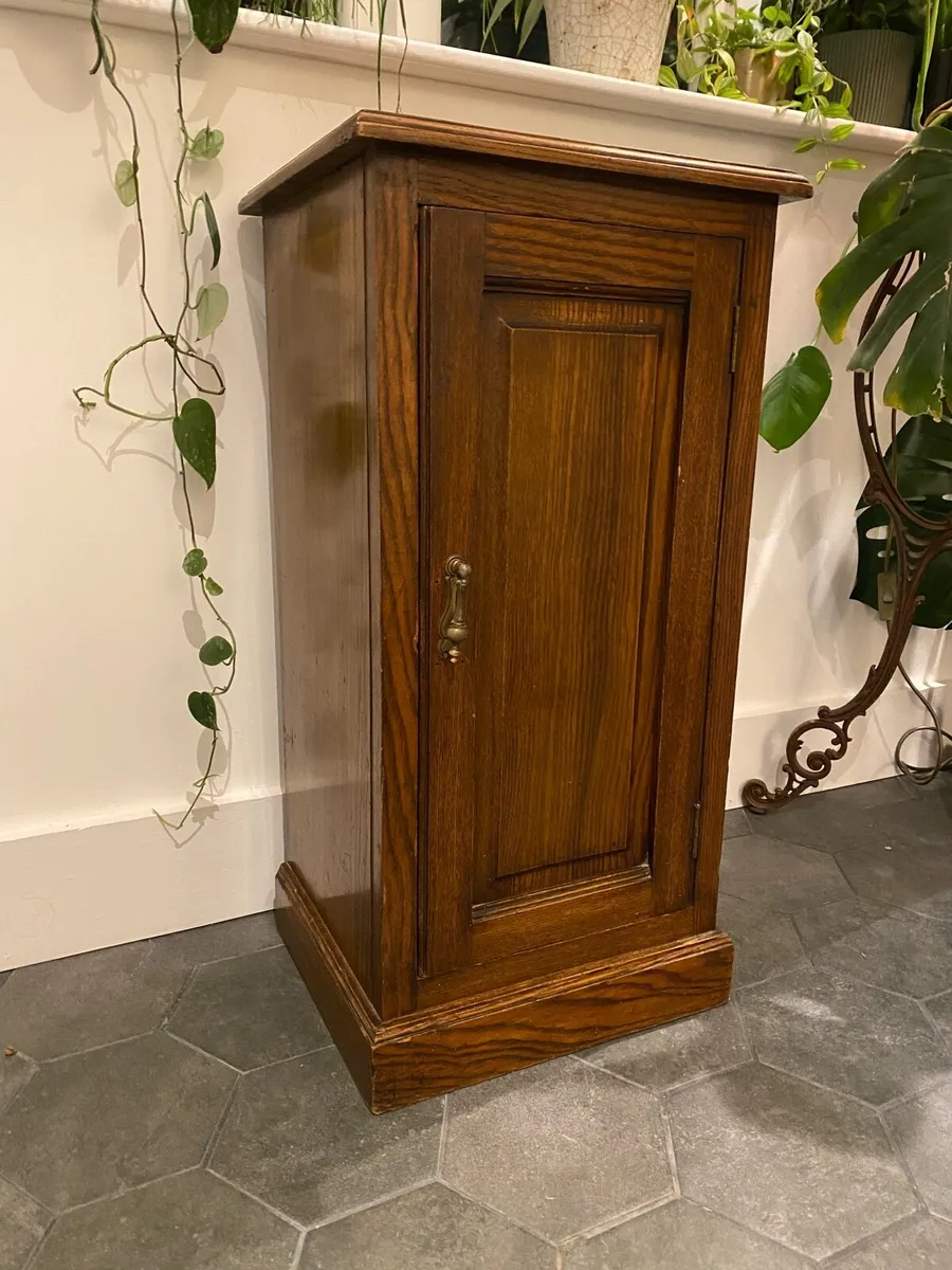 Mahogany cabinet / locker - Image 4