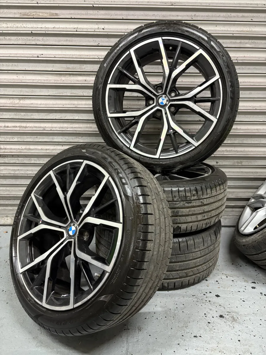 BMW 5 Series M-Sport Alloys 19” - Image 1