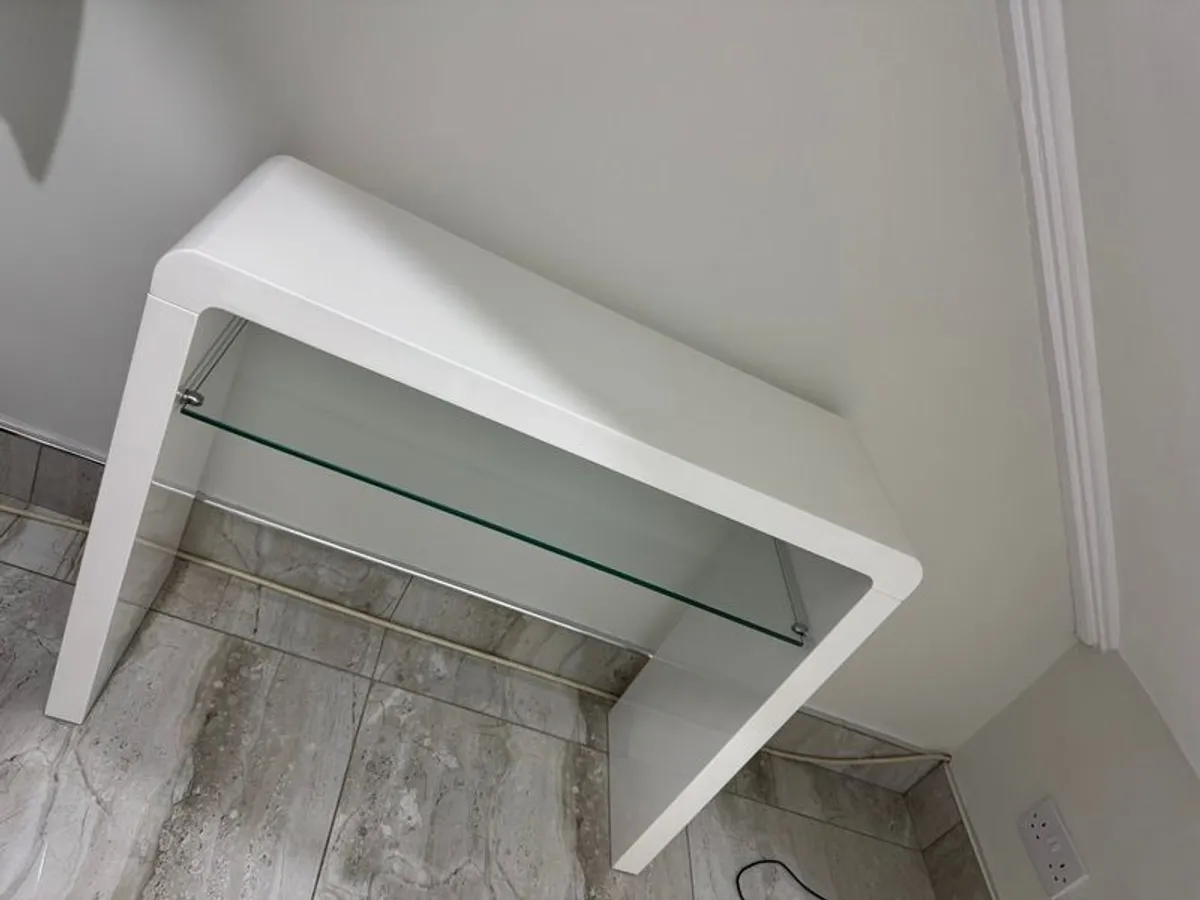 Side table - Image 2