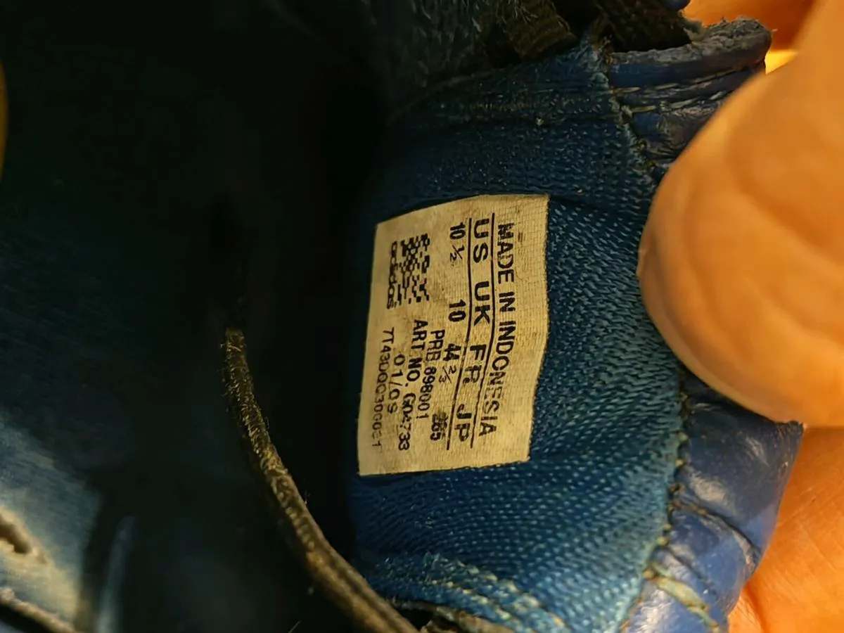 Adidas Predators - Image 2