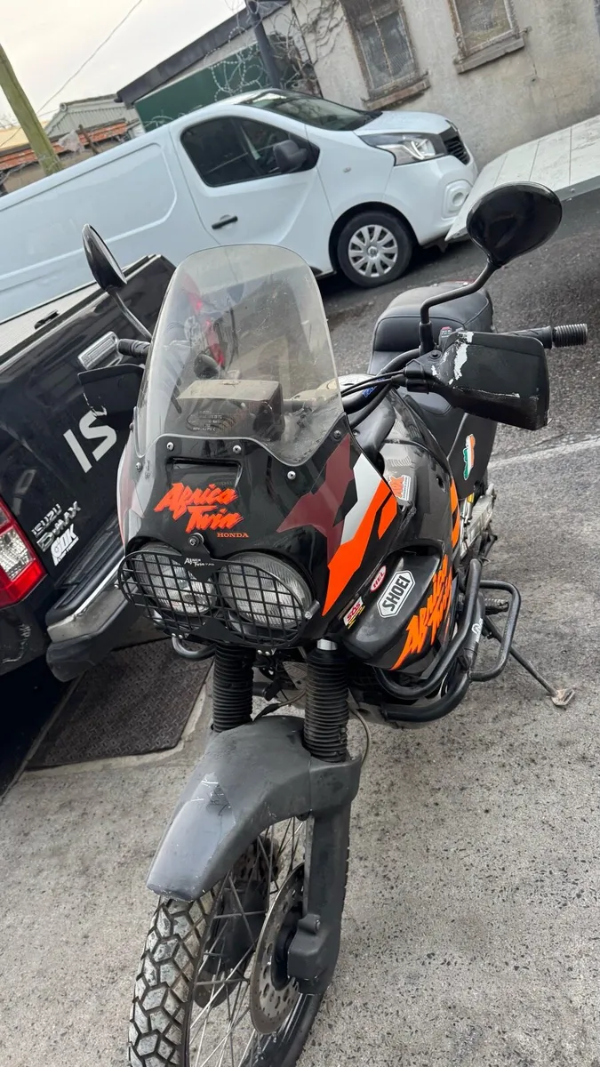Honda Africa twin xrv 750 rd07 - Image 4