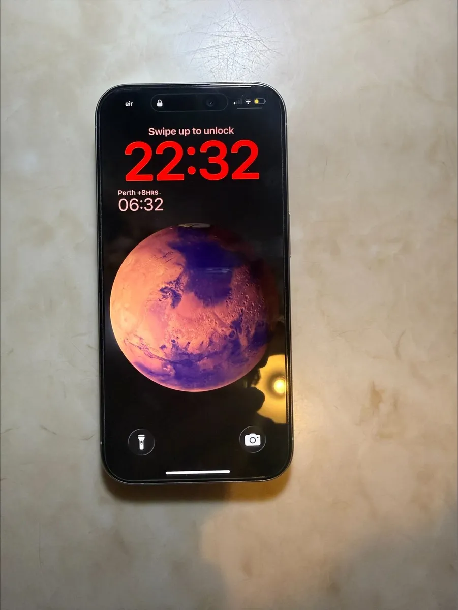 iPhone 15 pro 128 gb - Image 1