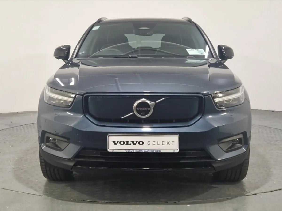 Volvo XC40 Recharge Pro - Image 3